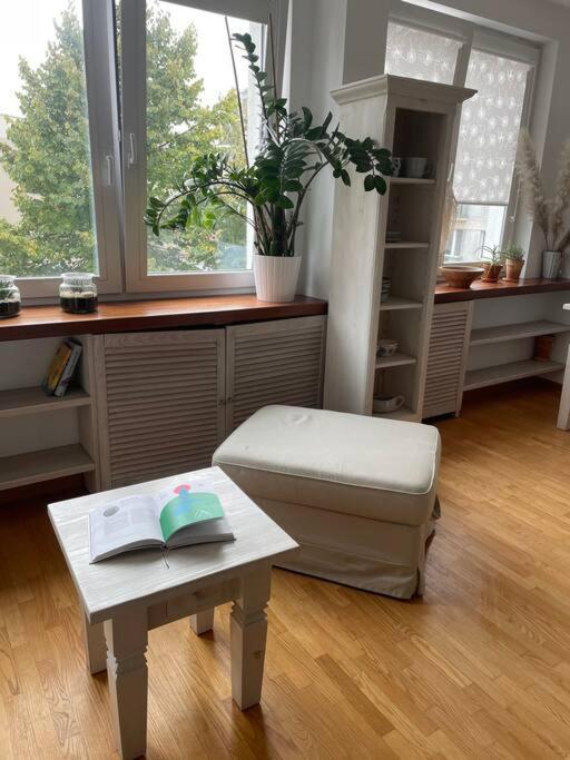Cozy, Bright, Comfy Studio Next To The Old Town. Lägenhet Warszawa Exteriör bild